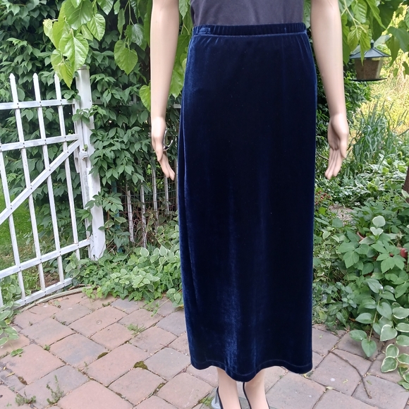 TOMMY HILFIGER Deep Blue Velvet Column Pull On Side Slit Maxi Skirt Like… - Picture 16 of 16